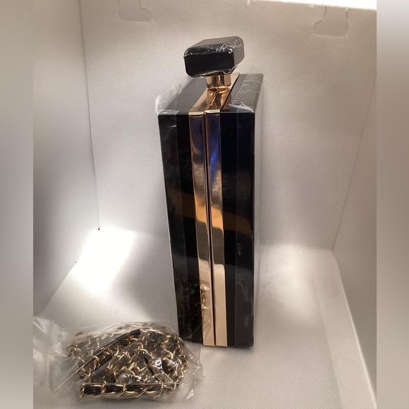 NEWT VINTAGE PARIS PERFUME SHAPED CLUTCH BAG. - Picture 9 of 14